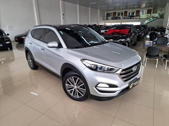 HYUNDAI TUCSON 1.6 16V T-GDI GASOLINA GLS ECOSHIFT HYUNDAI TUCSON 1.6 16V T-GDI GASOLINA GLS ECOSHIFT